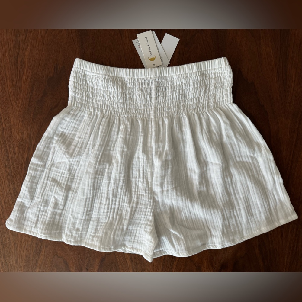 Lotus and Luna Short